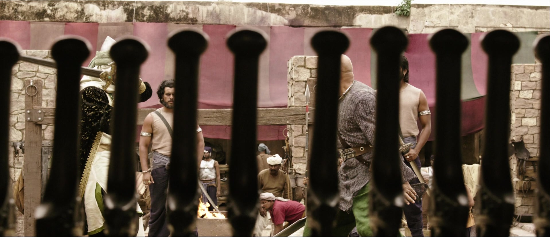 Bãhubali: The Beginning (2015), wide, 2.32:1 — film still