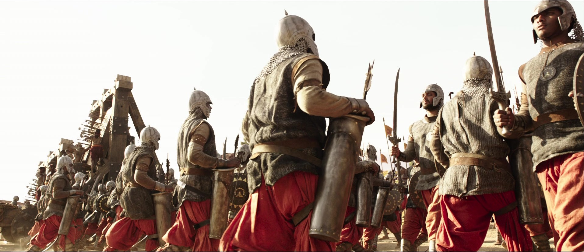 Bãhubali: The Beginning (2015), wide, 2.32:1 — film still