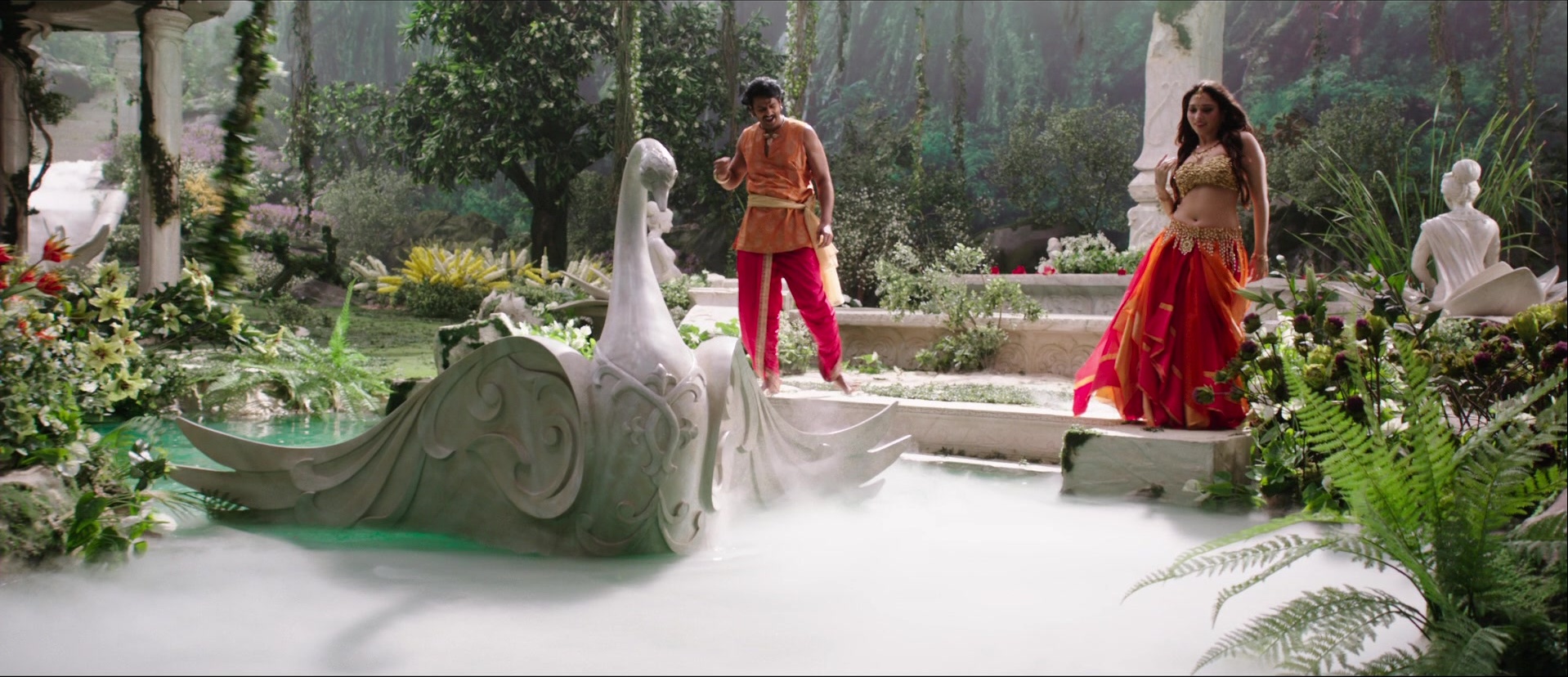 Bãhubali: The Beginning (2015), wide, 2.32:1 — film still