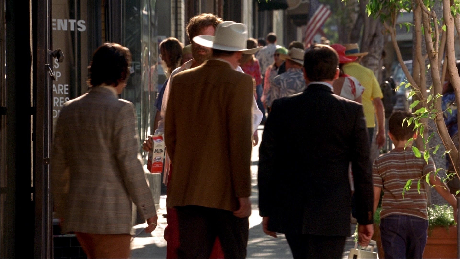 Anchorman: The Legend of Ron Burgundy (2004), wide, 1.78:1 — film still
