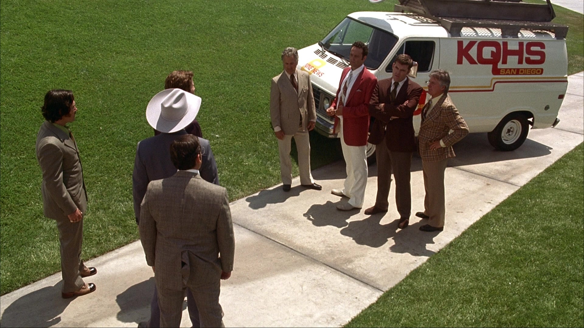 Anchorman: The Legend of Ron Burgundy (2004), wide, 1.78:1 — film still