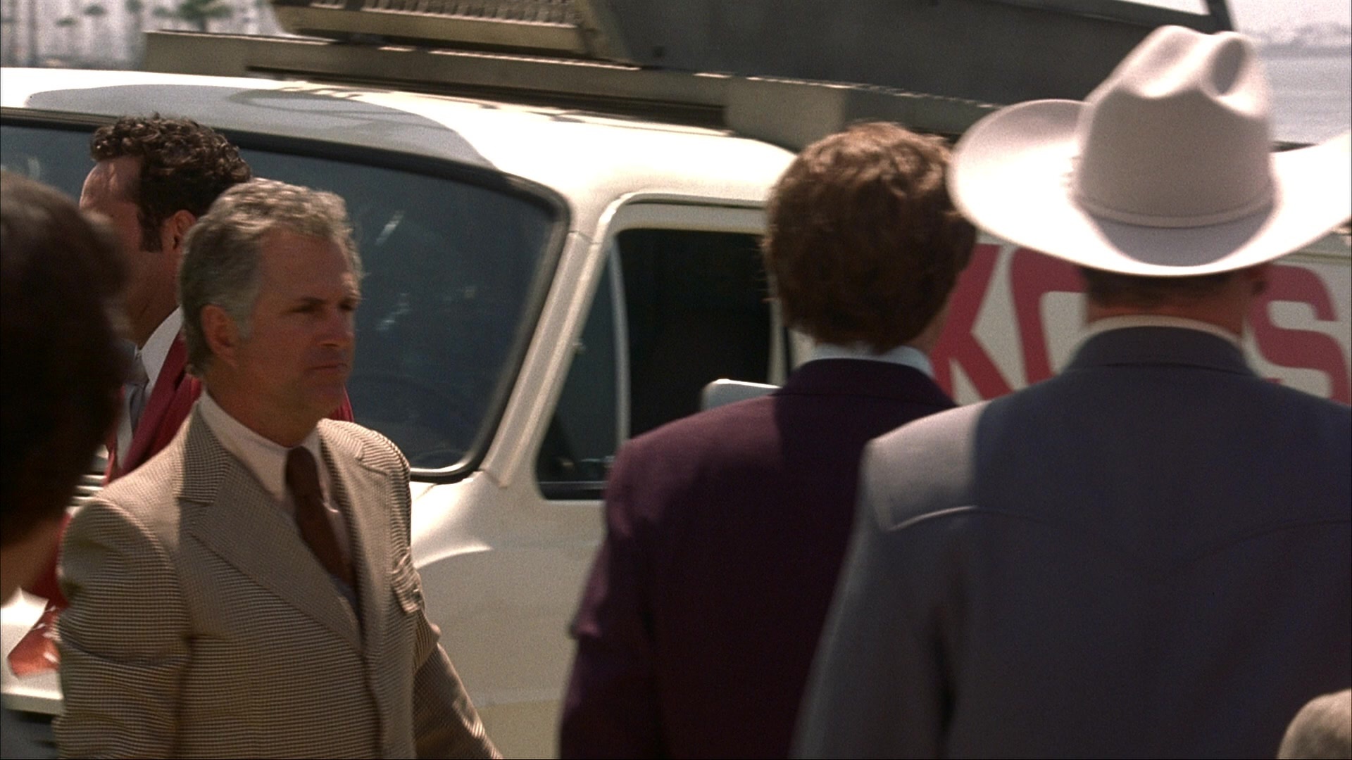 Anchorman: The Legend of Ron Burgundy (2004), wide, 1.78:1 — film still