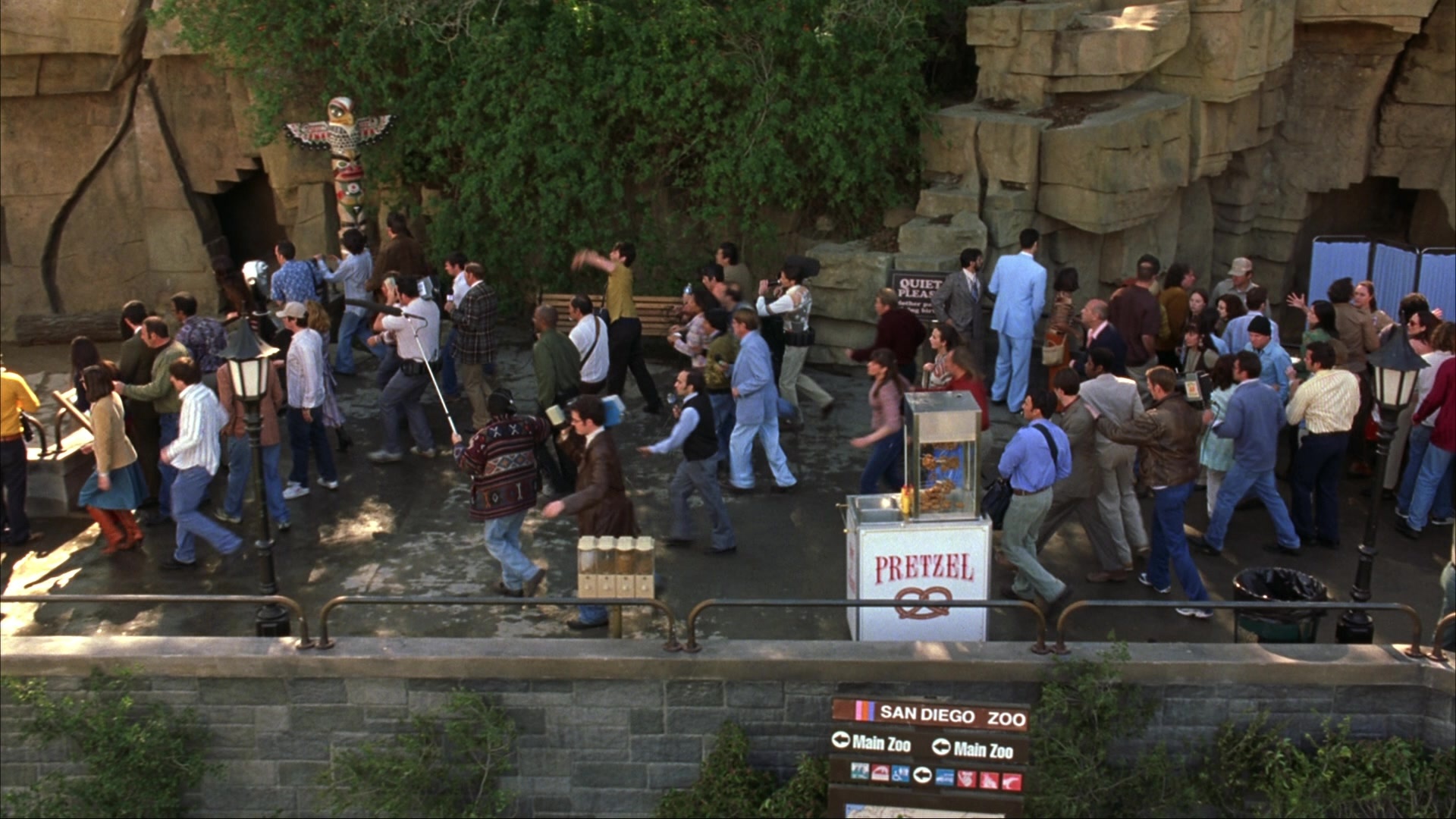 Anchorman: The Legend of Ron Burgundy (2004), wide, 1.78:1 — film still