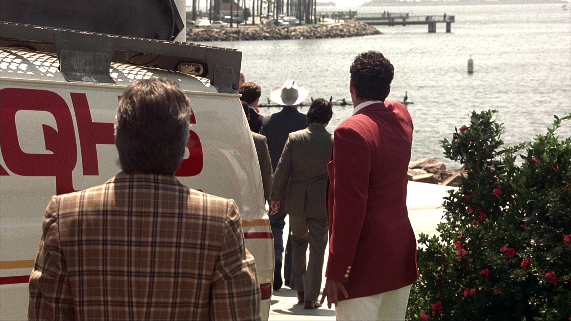 Anchorman: The Legend of Ron Burgundy (2004), wide, 1.78:1 — film still
