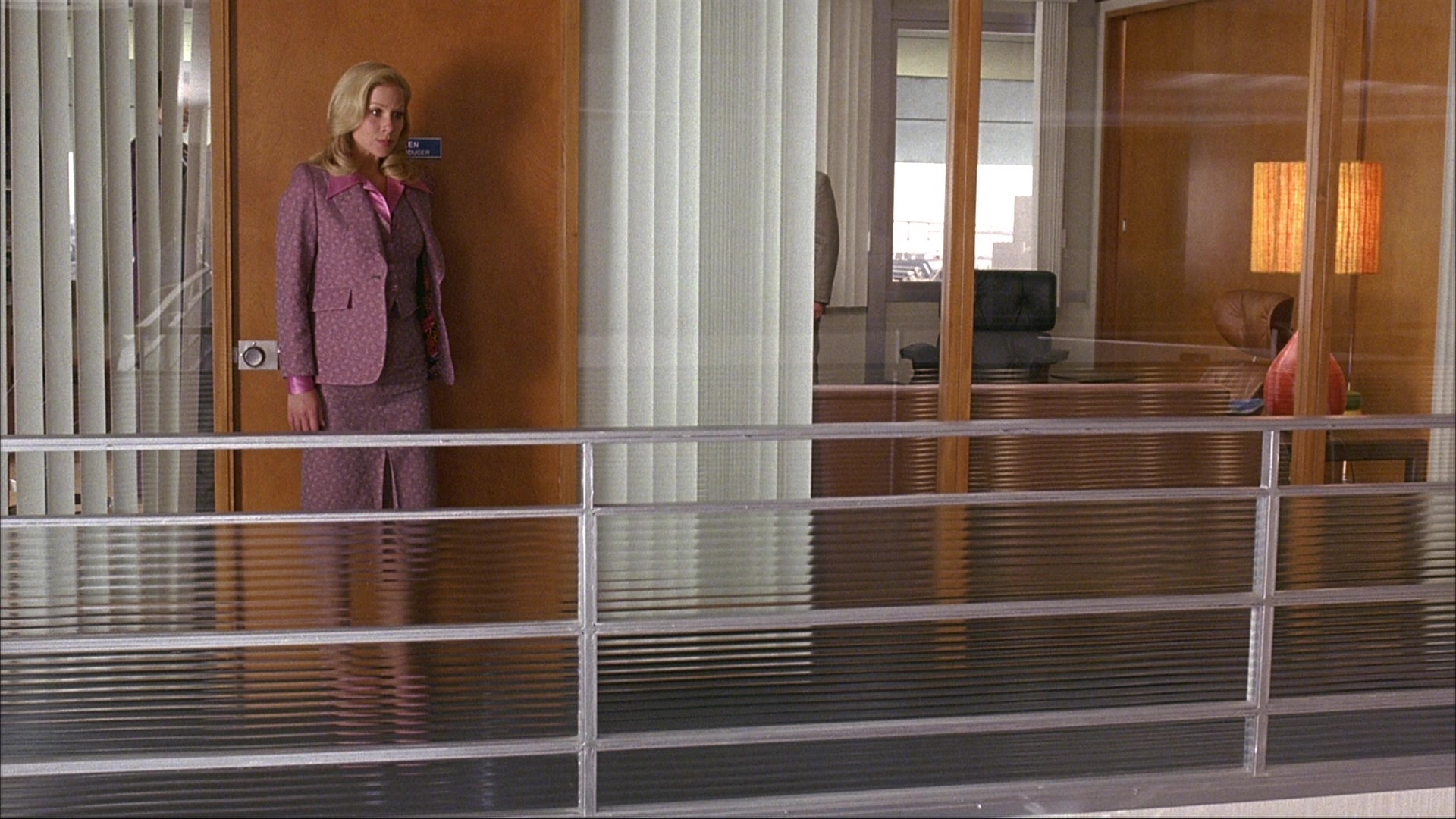 Anchorman: The Legend of Ron Burgundy (2004), wide, 1.78:1 — film still