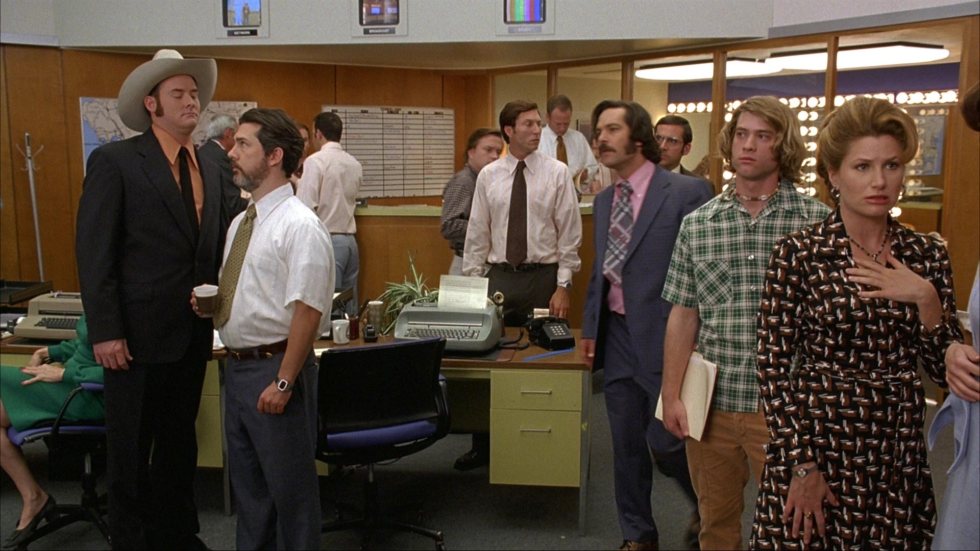 Anchorman: The Legend of Ron Burgundy (2004), wide, 1.78:1 — film still