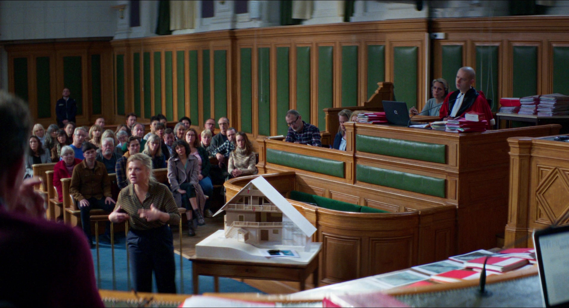 Anatomie d'une chute (2023), wide, 1.85:1 — film still
