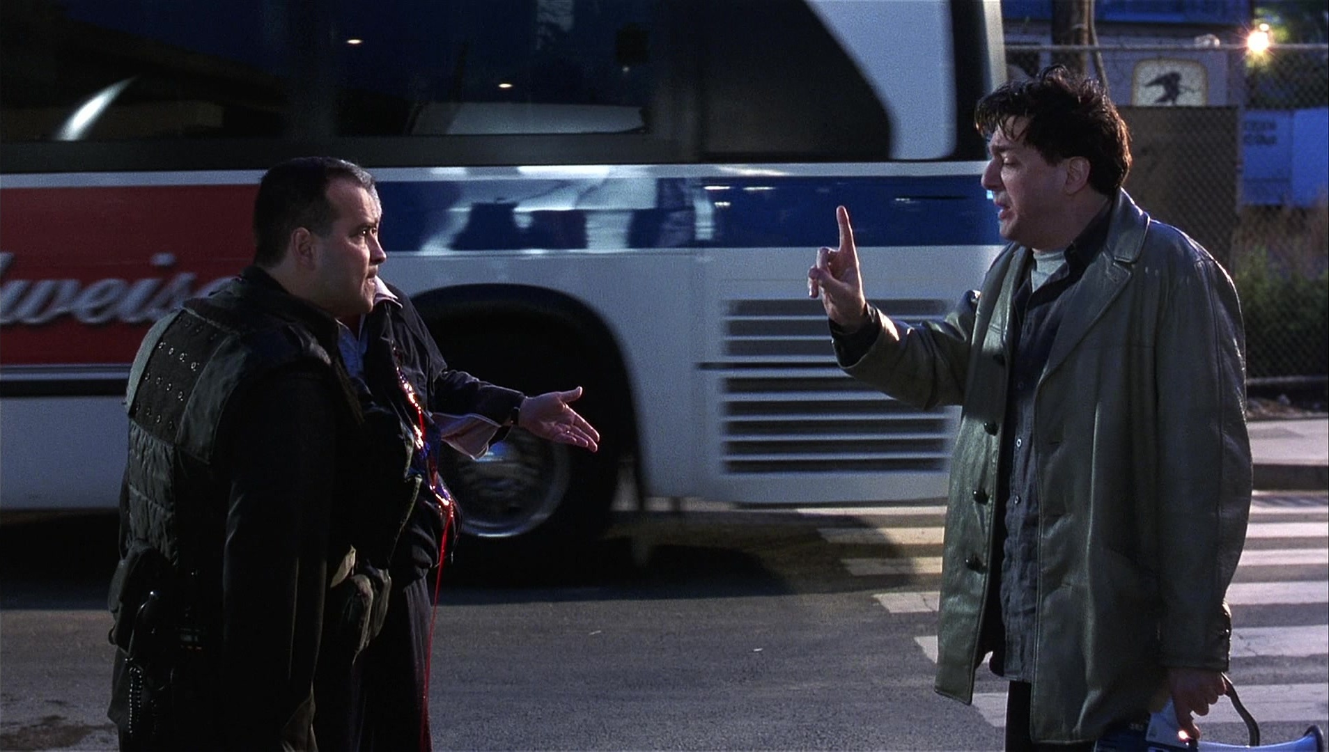 Analyze That (2002), wide, 1.77:1 — film still