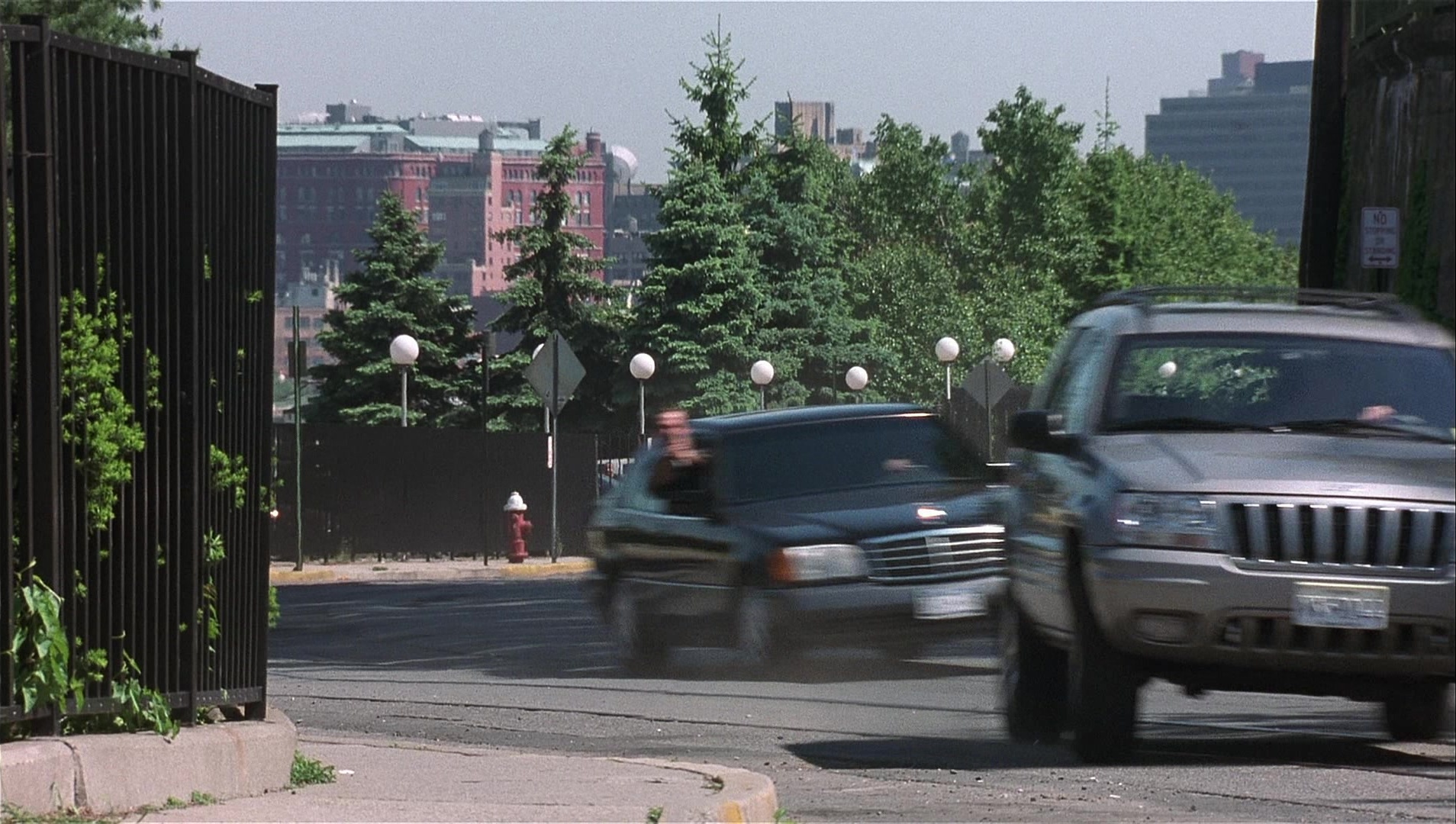 Analyze That (2002), wide, 1.77:1 — film still