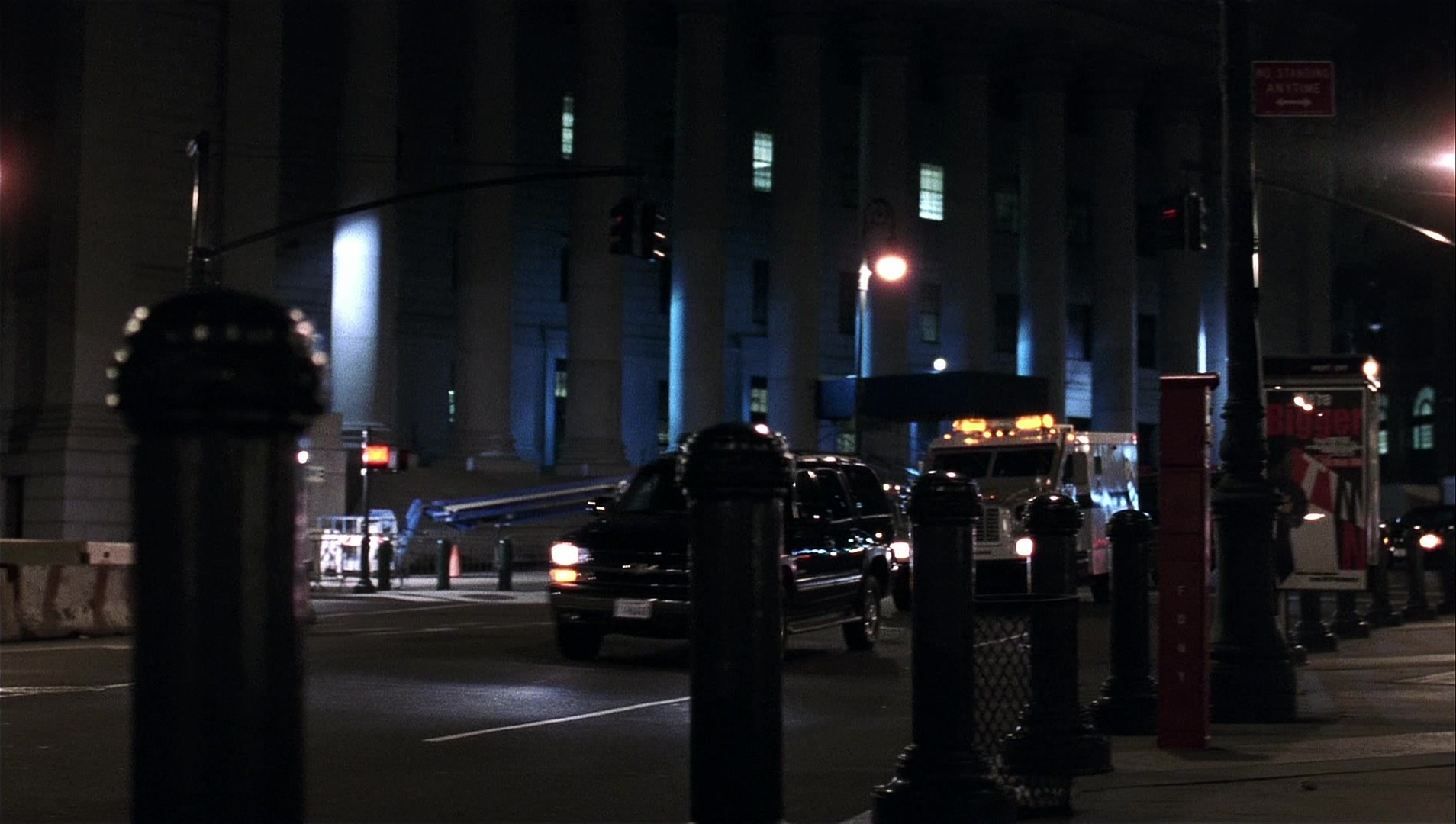 Analyze That (2002), wide, 1.77:1 — film still