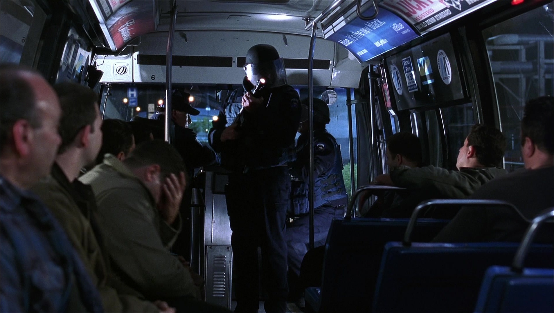 Analyze That (2002), wide, 1.77:1 — film still