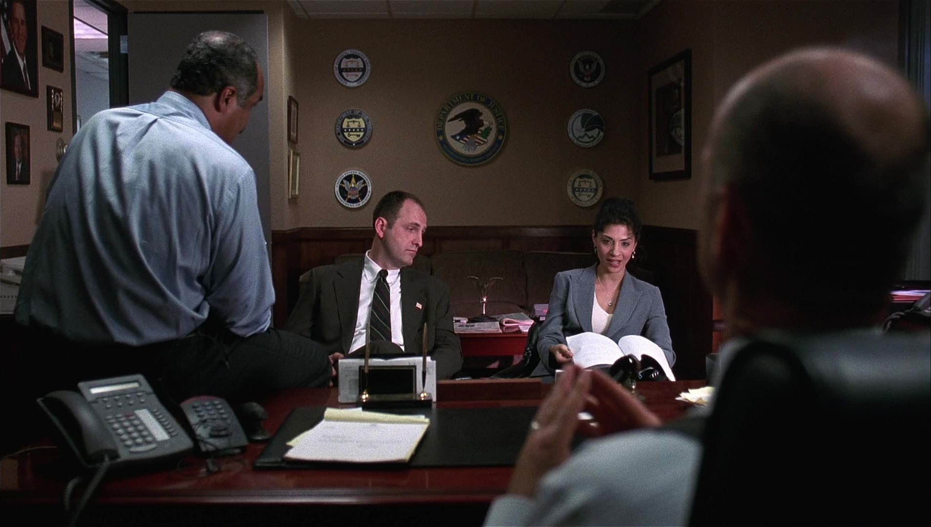 Analyze That (2002), wide, 1.77:1 — film still