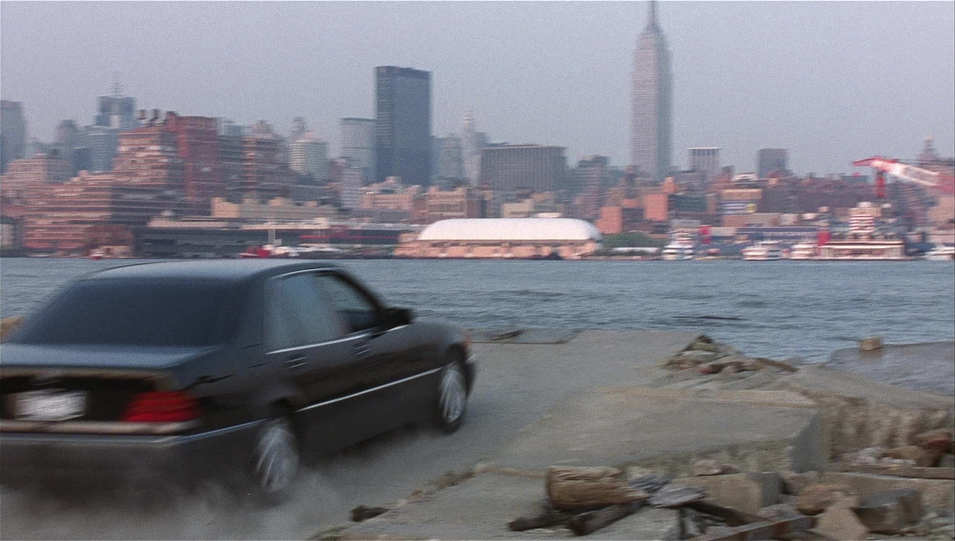 Analyze That (2002), unknown, 1.77:1 — film still