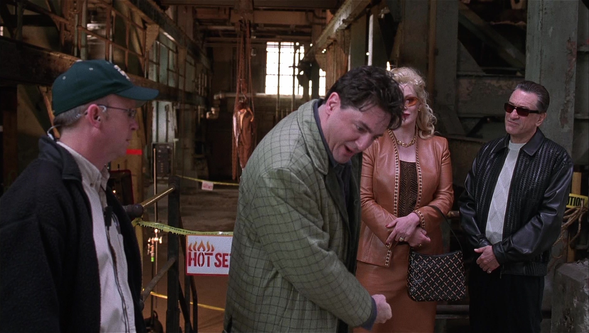 Analyze That (2002), wide, 1.77:1 — film still