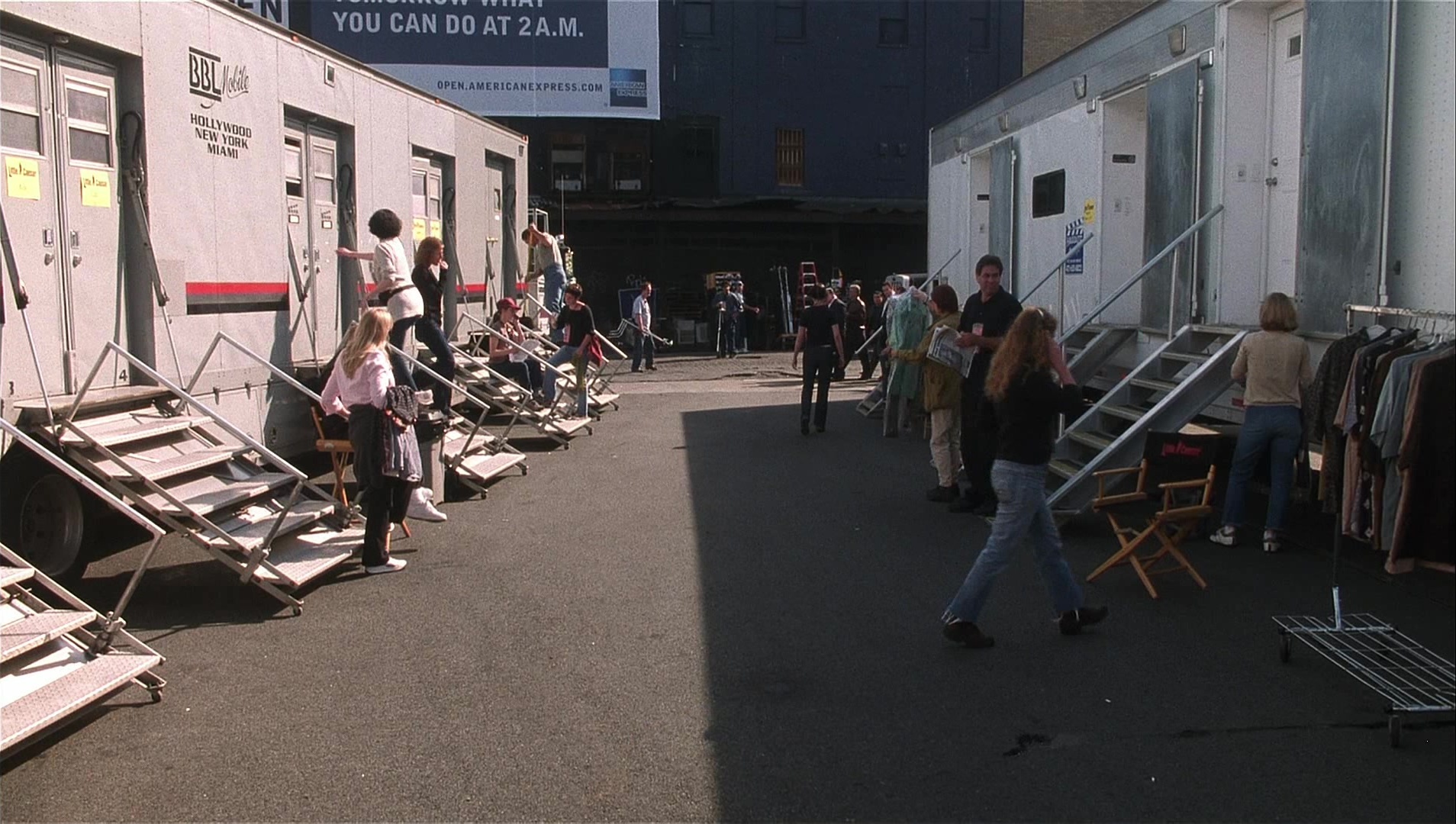 Analyze That (2002), wide, 1.77:1 — film still