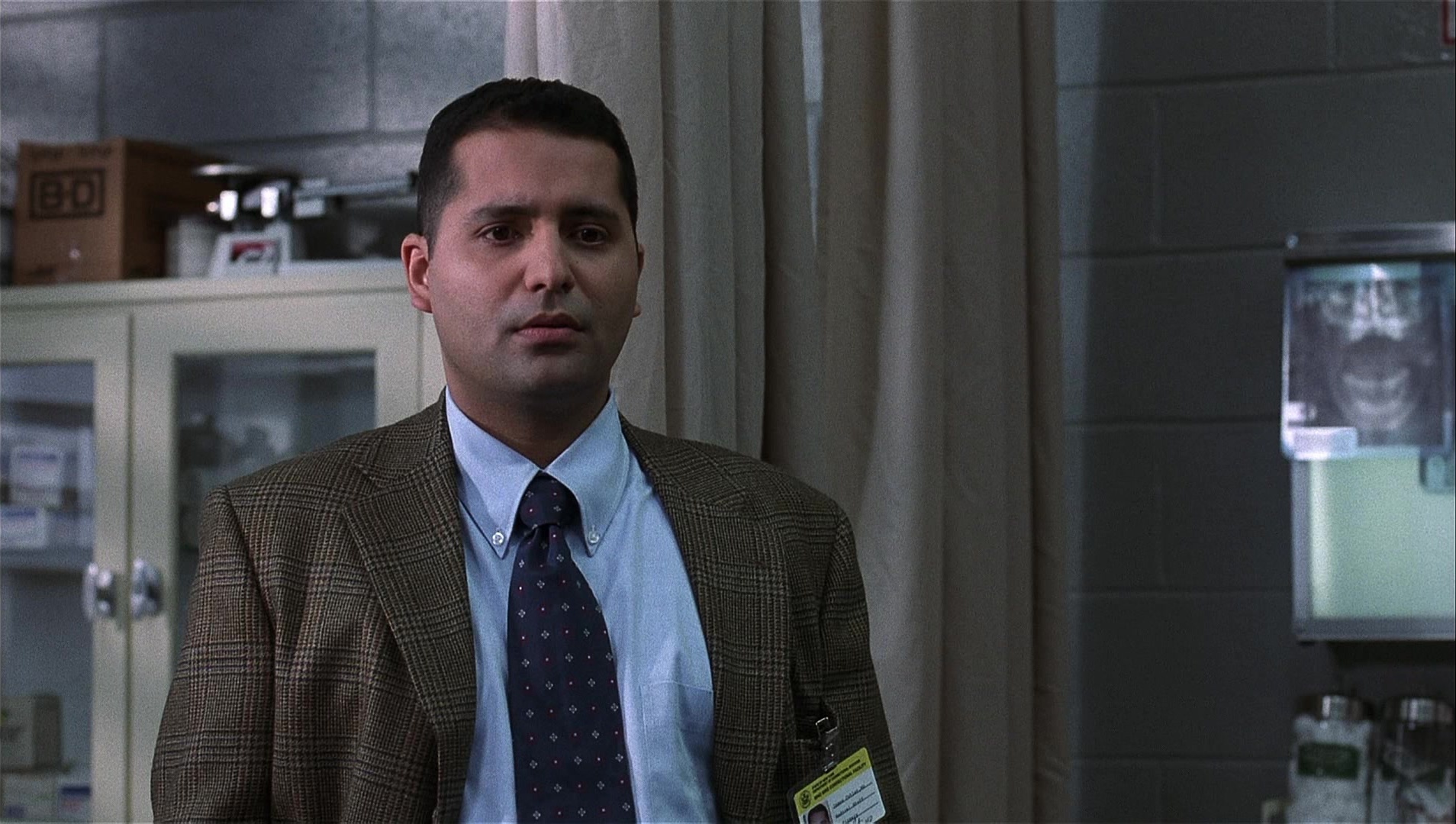 Analyze That (2002), wide, 1.77:1 — film still