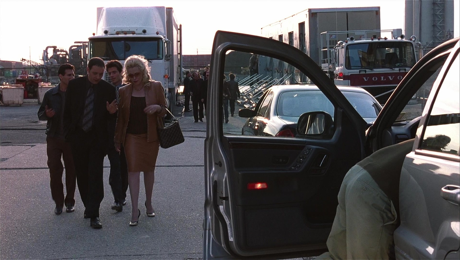 Analyze That (2002), wide, 1.77:1 — film still