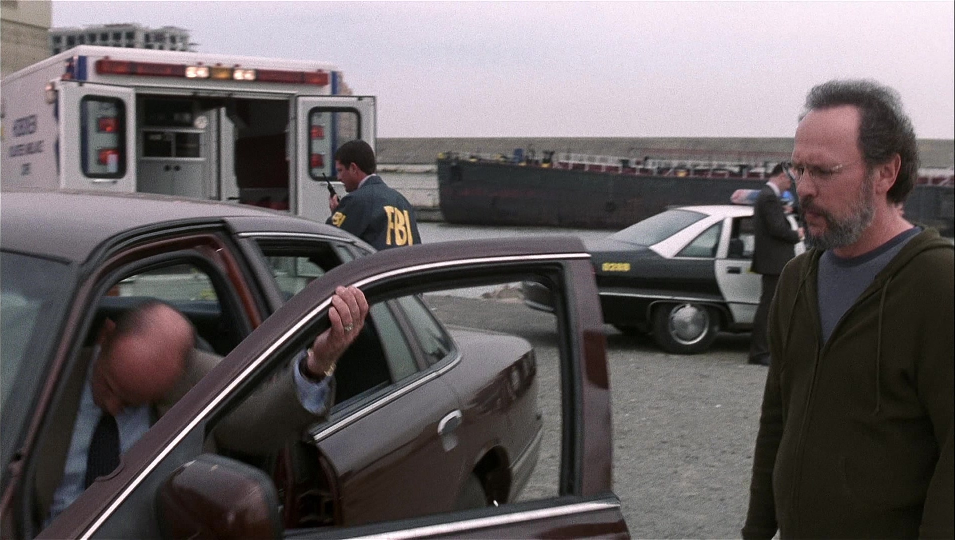 Analyze That (2002), wide, 1.77:1 — film still