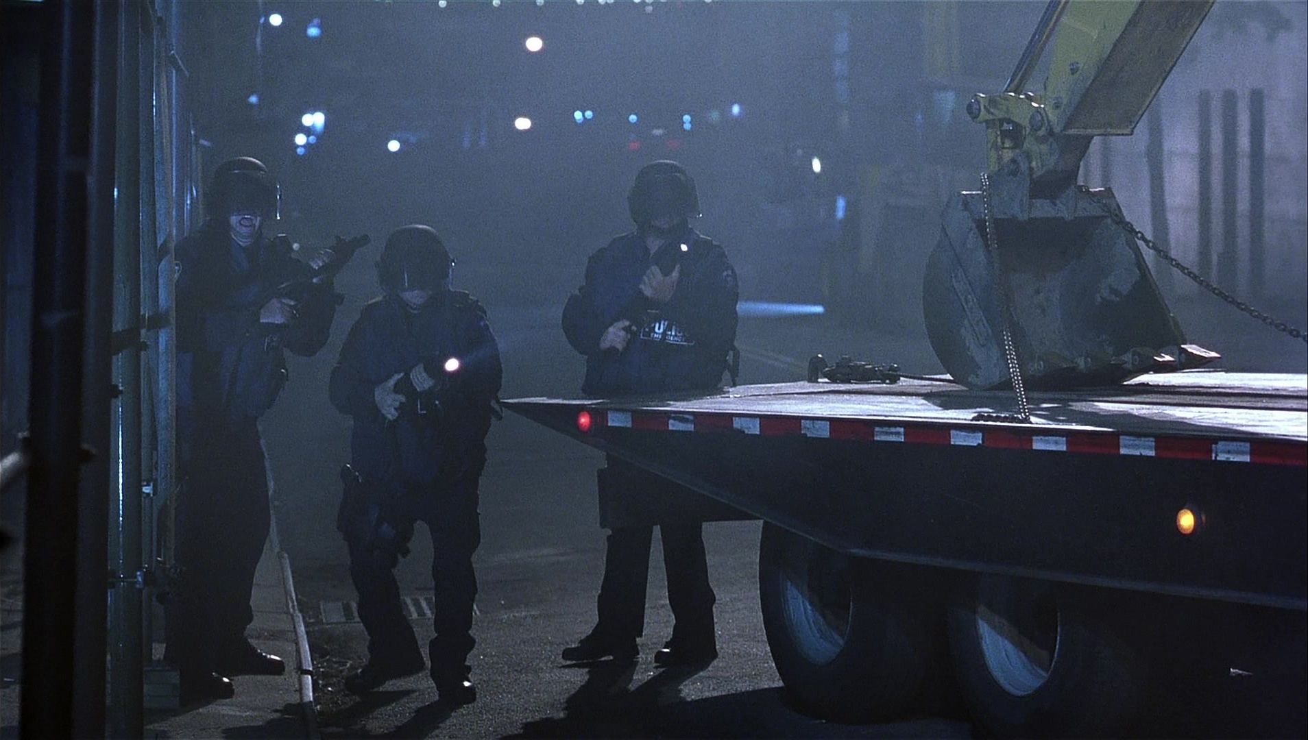 Analyze That (2002), unknown, 1.77:1 — film still