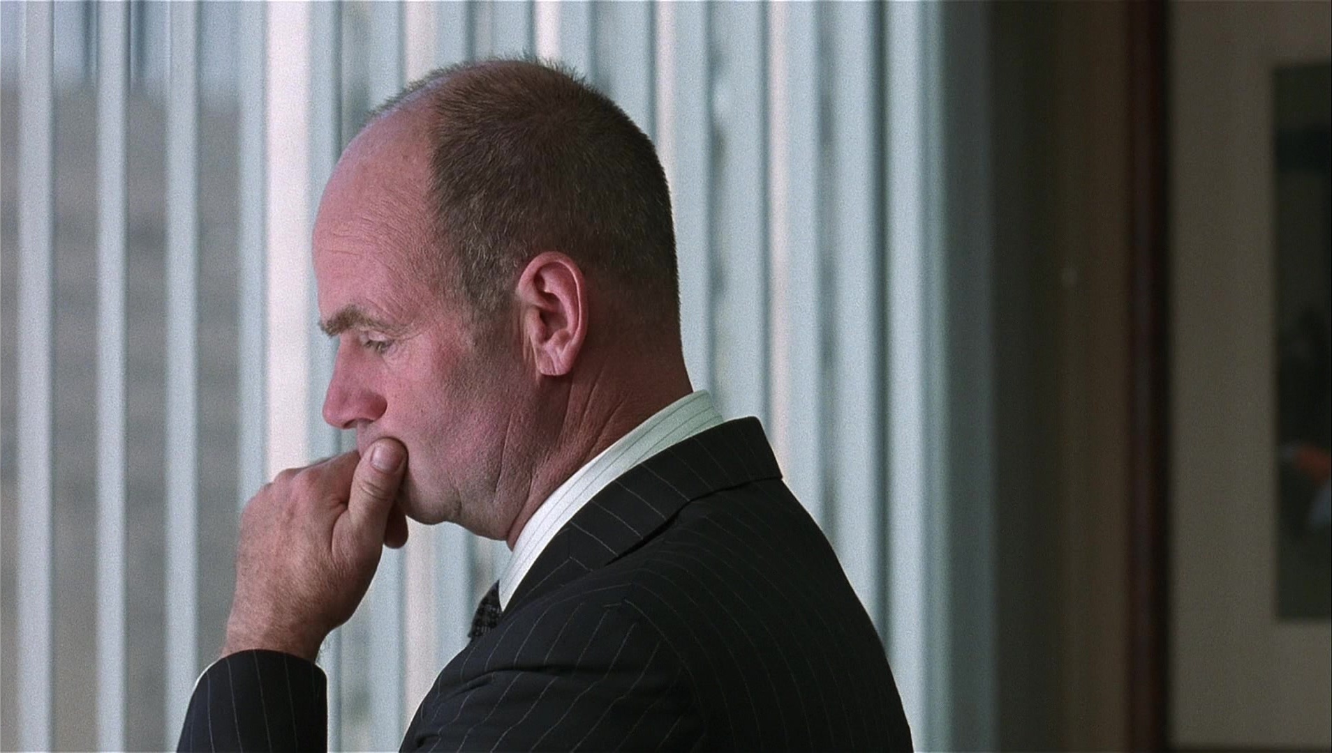 Analyze That (2002), unknown, 1.77:1 — film still