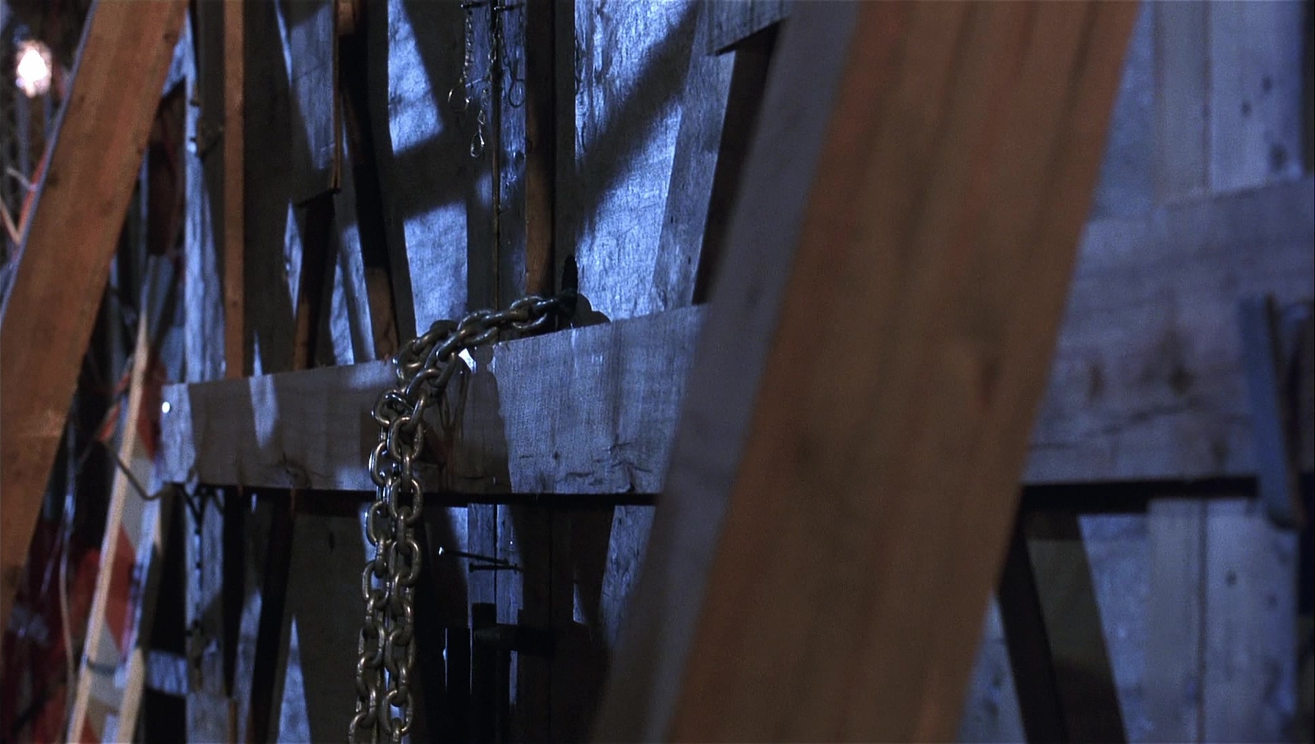 Analyze That (2002), wide, 1.77:1 — film still