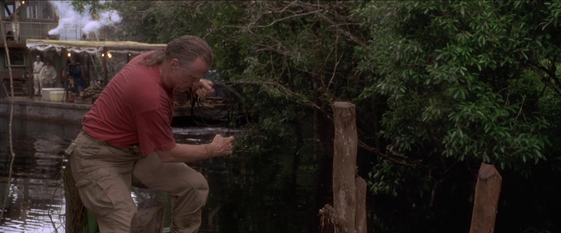 Anaconda (1997), wide, 2.40:1 — film still