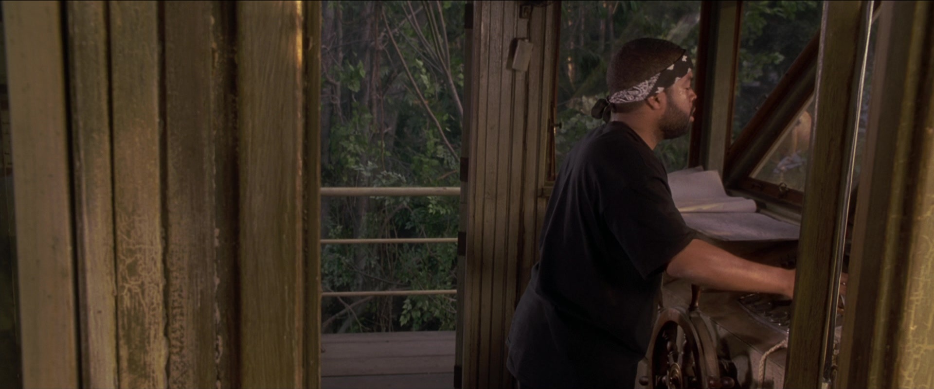 Anaconda (1997), unknown, 2.40:1 — film still