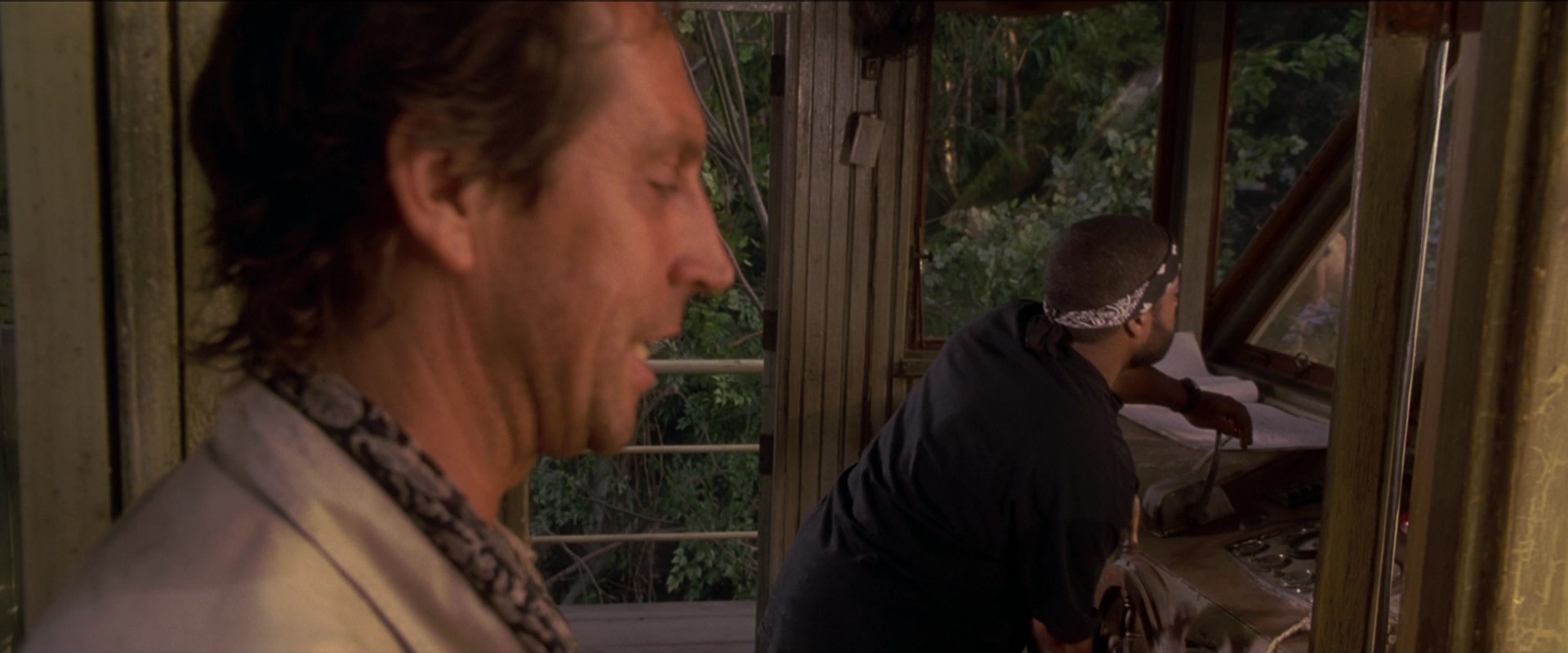 Anaconda (1997), wide, 2.40:1 — film still