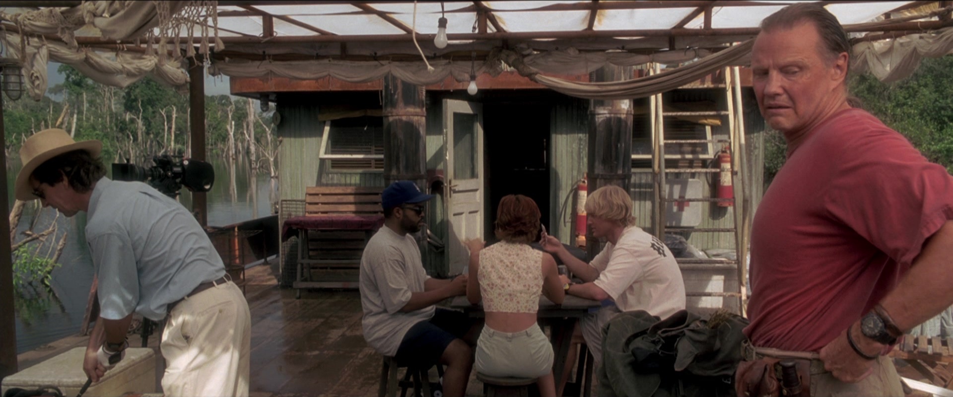 Anaconda (1997), wide, 2.40:1 — film still