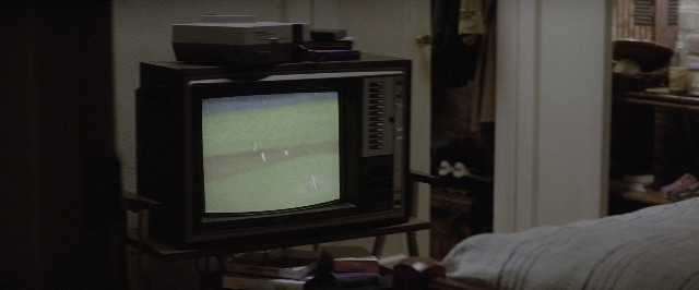 Wide shot frame from A Few Good Men — room, bed, bedroom