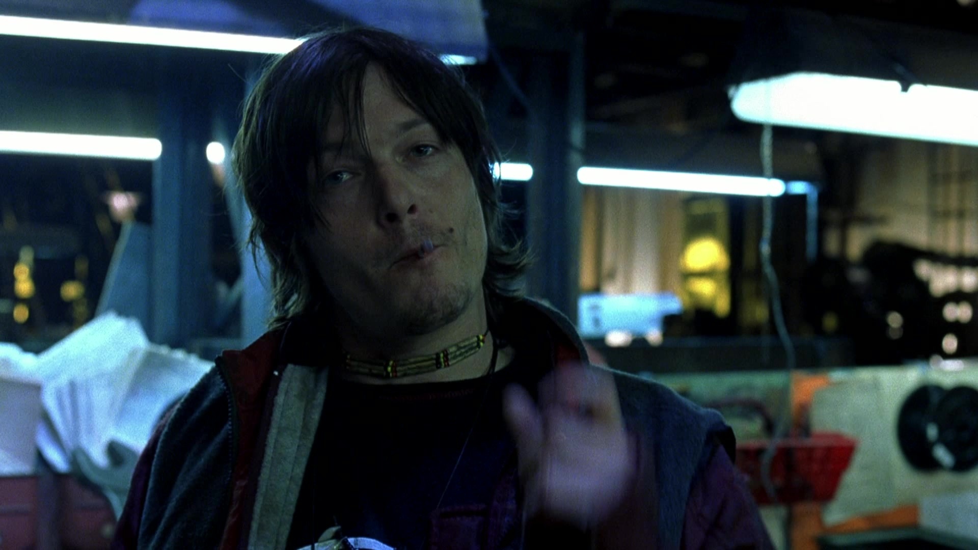 Blade II (2002), wide, 1.78:1 — film still