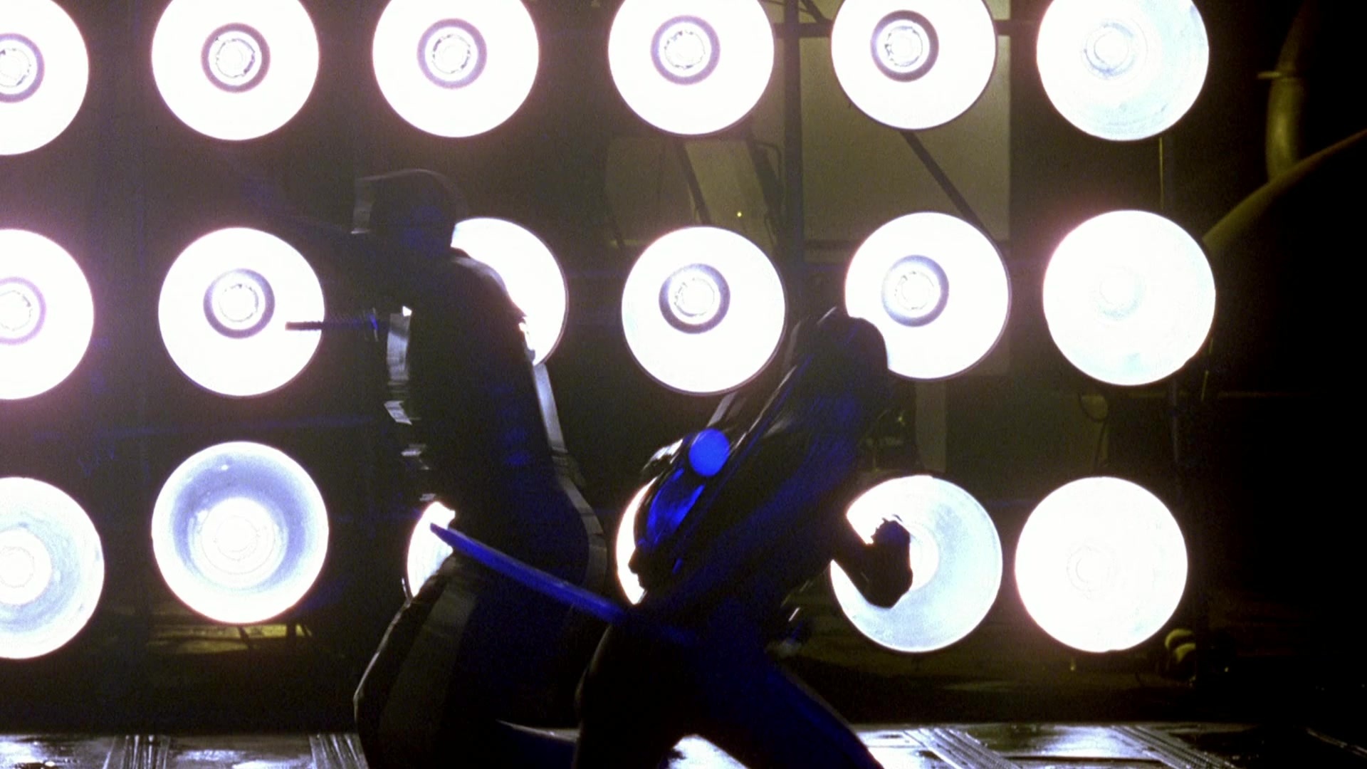 Blade II (2002), wide, 1.78:1 — film still