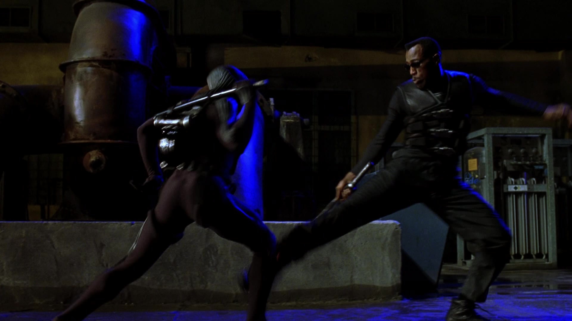 Blade II (2002), wide, 1.78:1 — film still