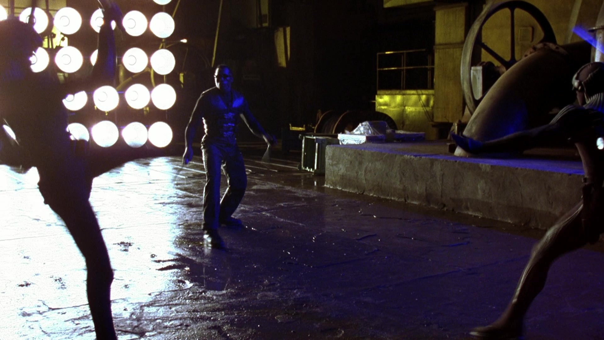 Blade II (2002), wide, 1.78:1 — film still
