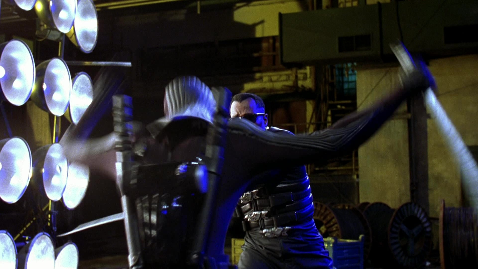 Blade II (2002), wide, 1.78:1 — film still