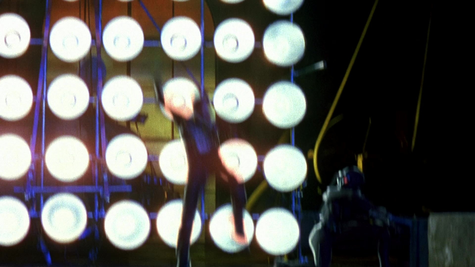 Blade II (2002), wide, 1.78:1 — film still