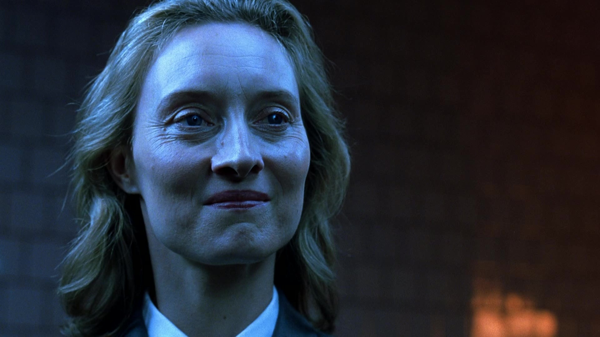 Blade II (2002), close, 1.78:1 — film still