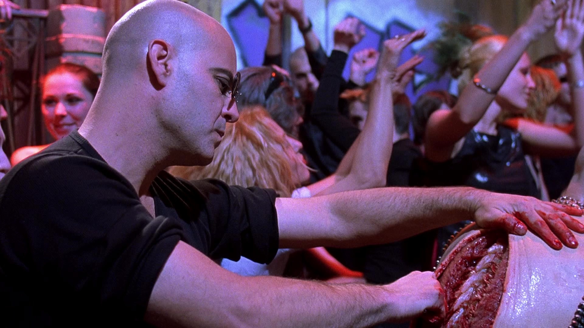 Blade II (2002), wide, 1.78:1 — film still