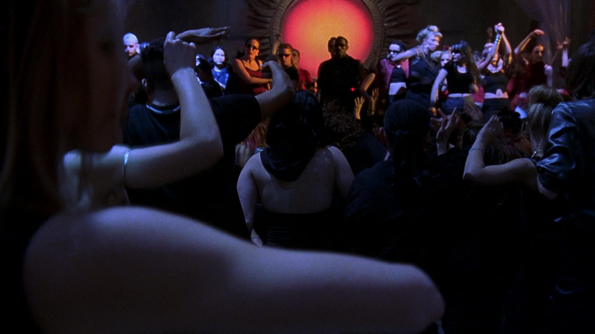 Blade II (2002), wide, 1.78:1 — film still