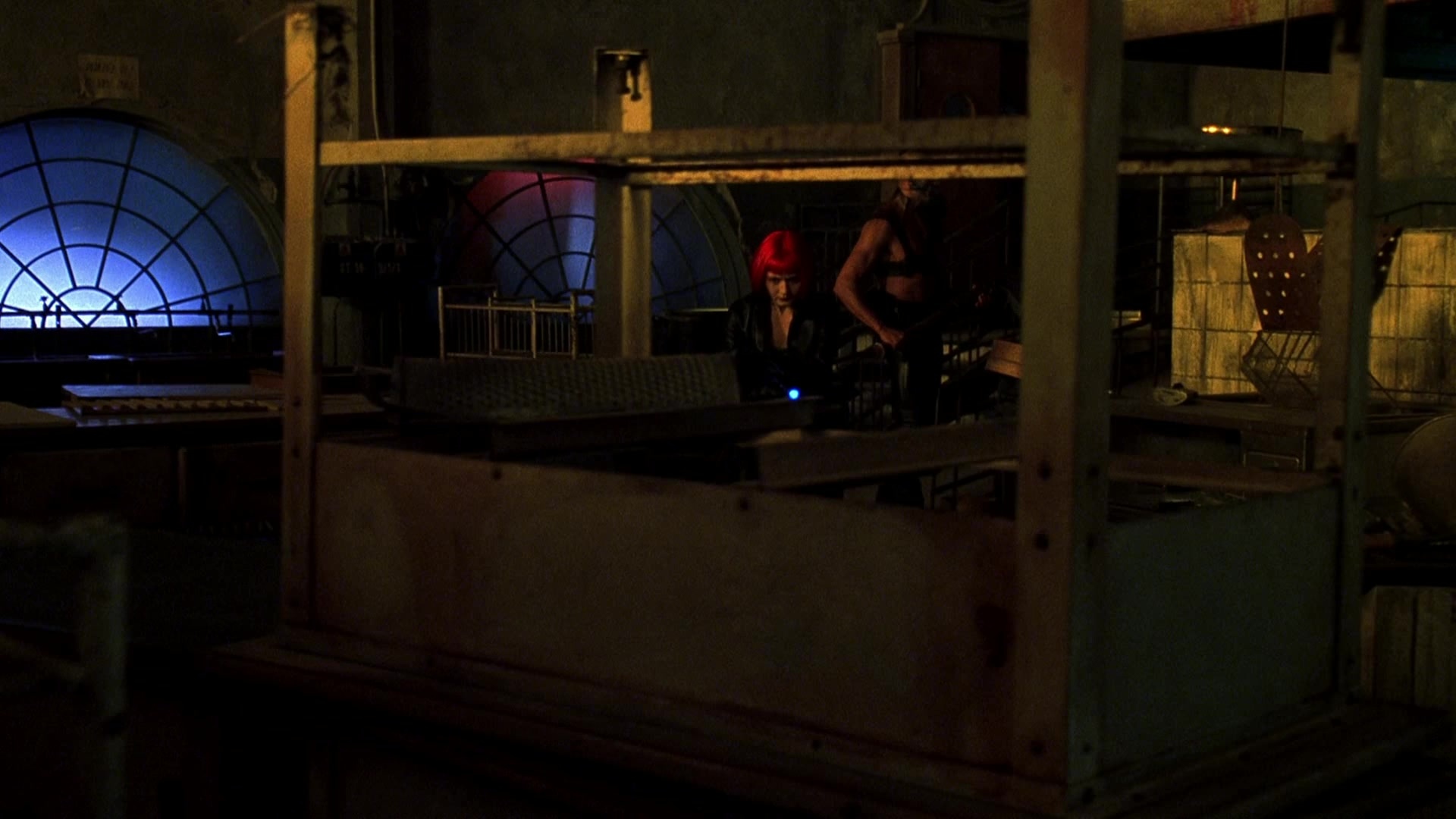 Blade II (2002), wide, 1.78:1 — film still