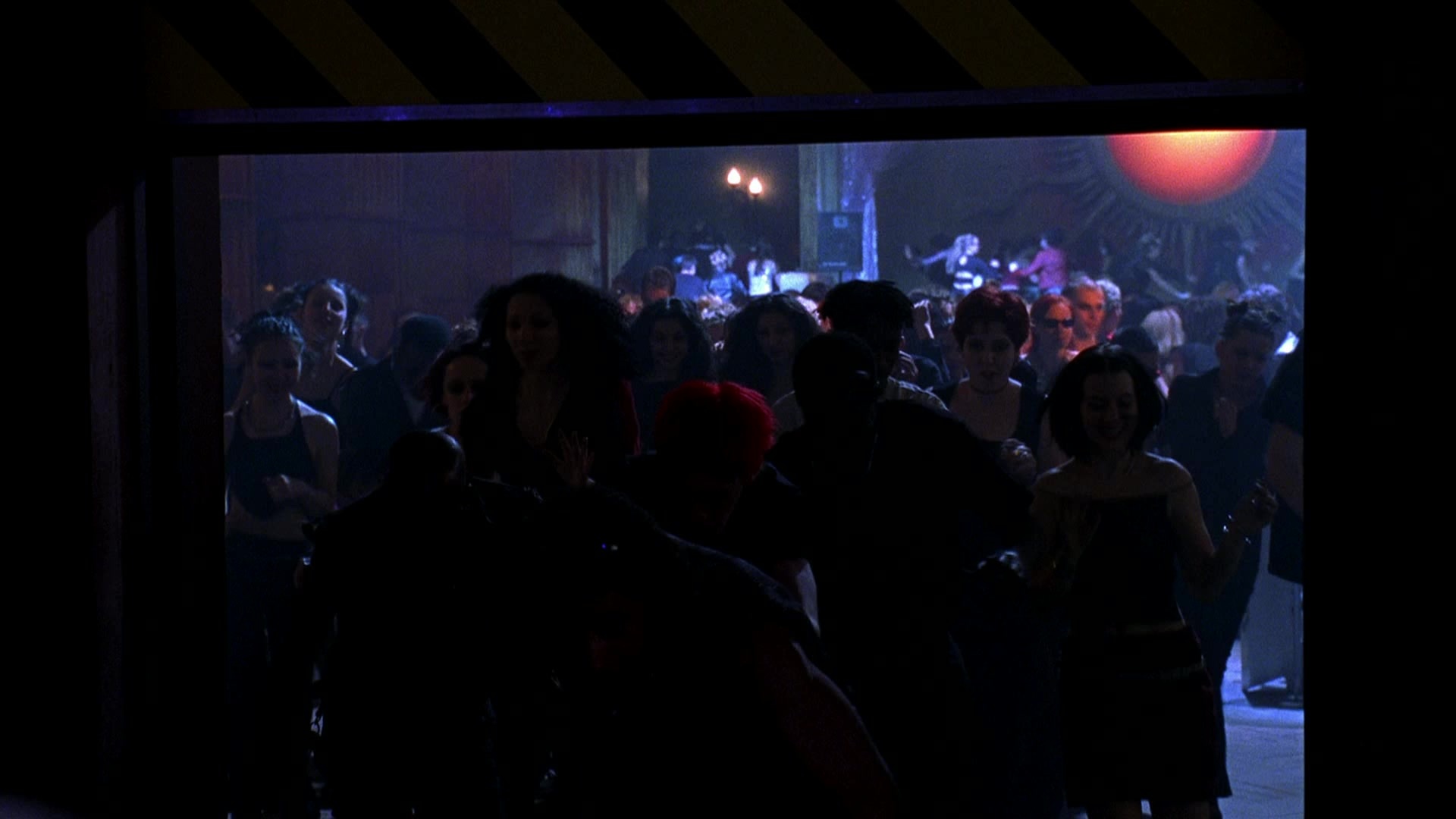 Blade II (2002), wide, 1.78:1 — film still