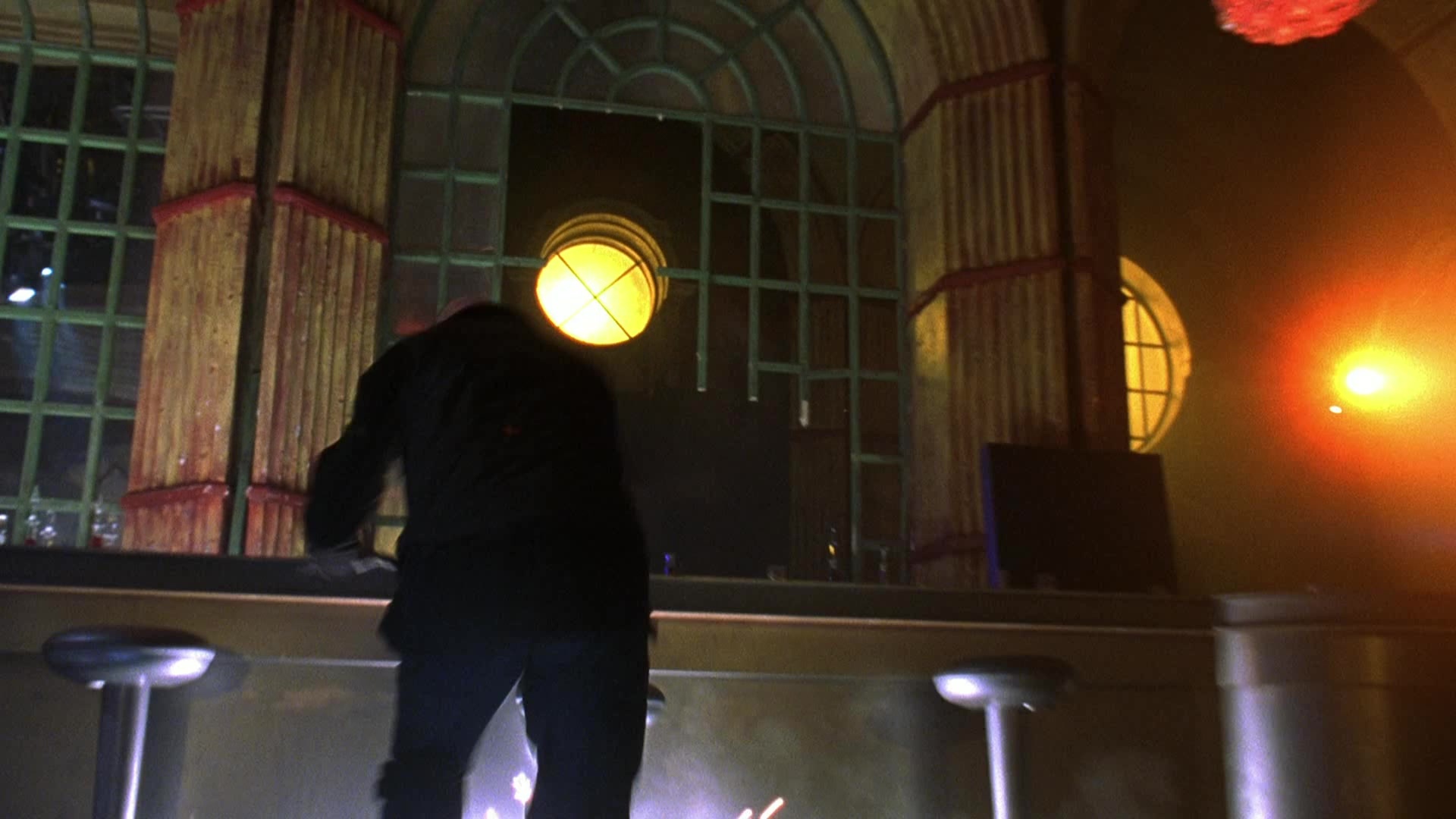 Blade II (2002), wide, 1.78:1 — film still