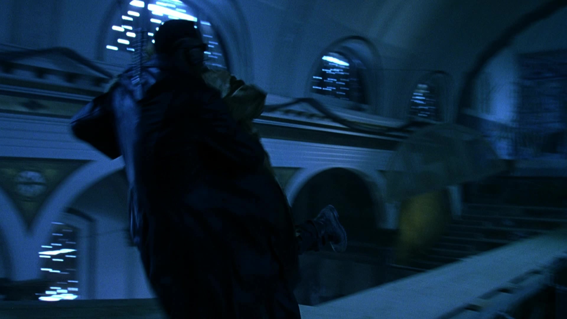 Blade II (2002), wide, 1.78:1 — film still