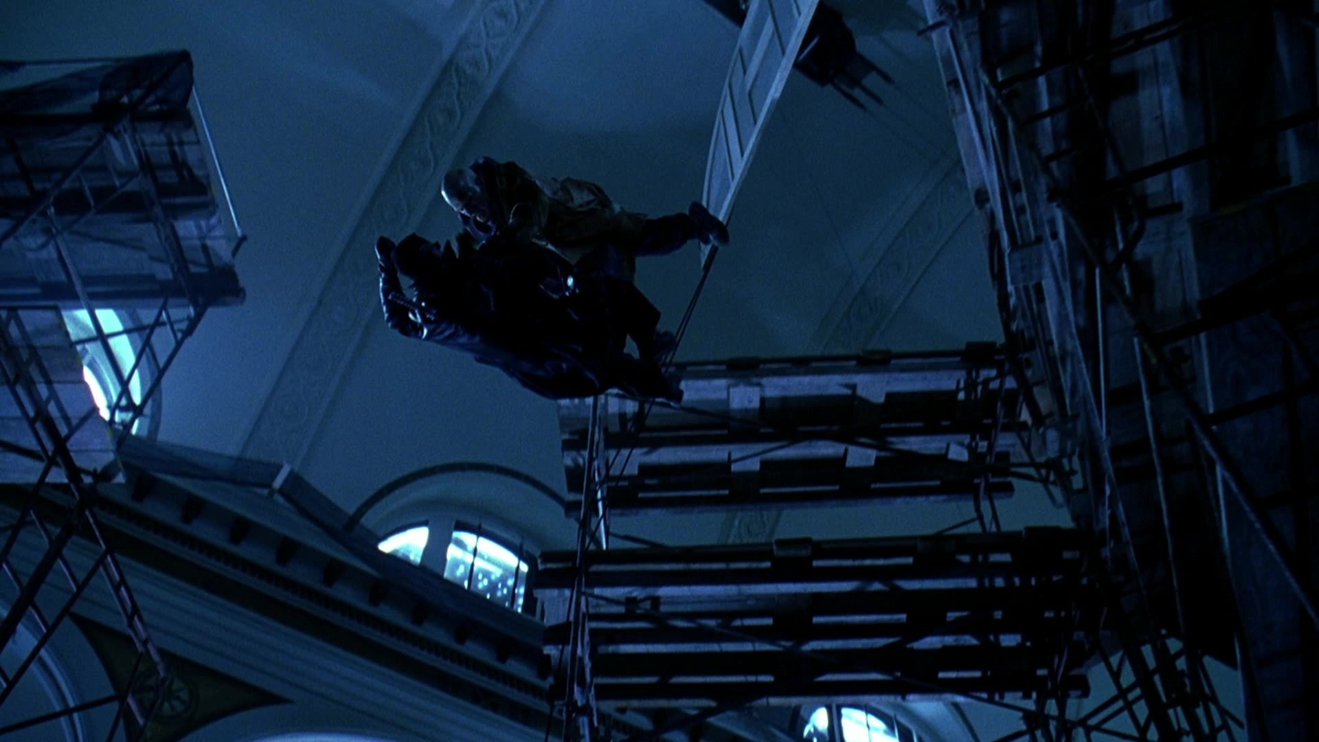 Blade II (2002), wide, 1.78:1 — film still