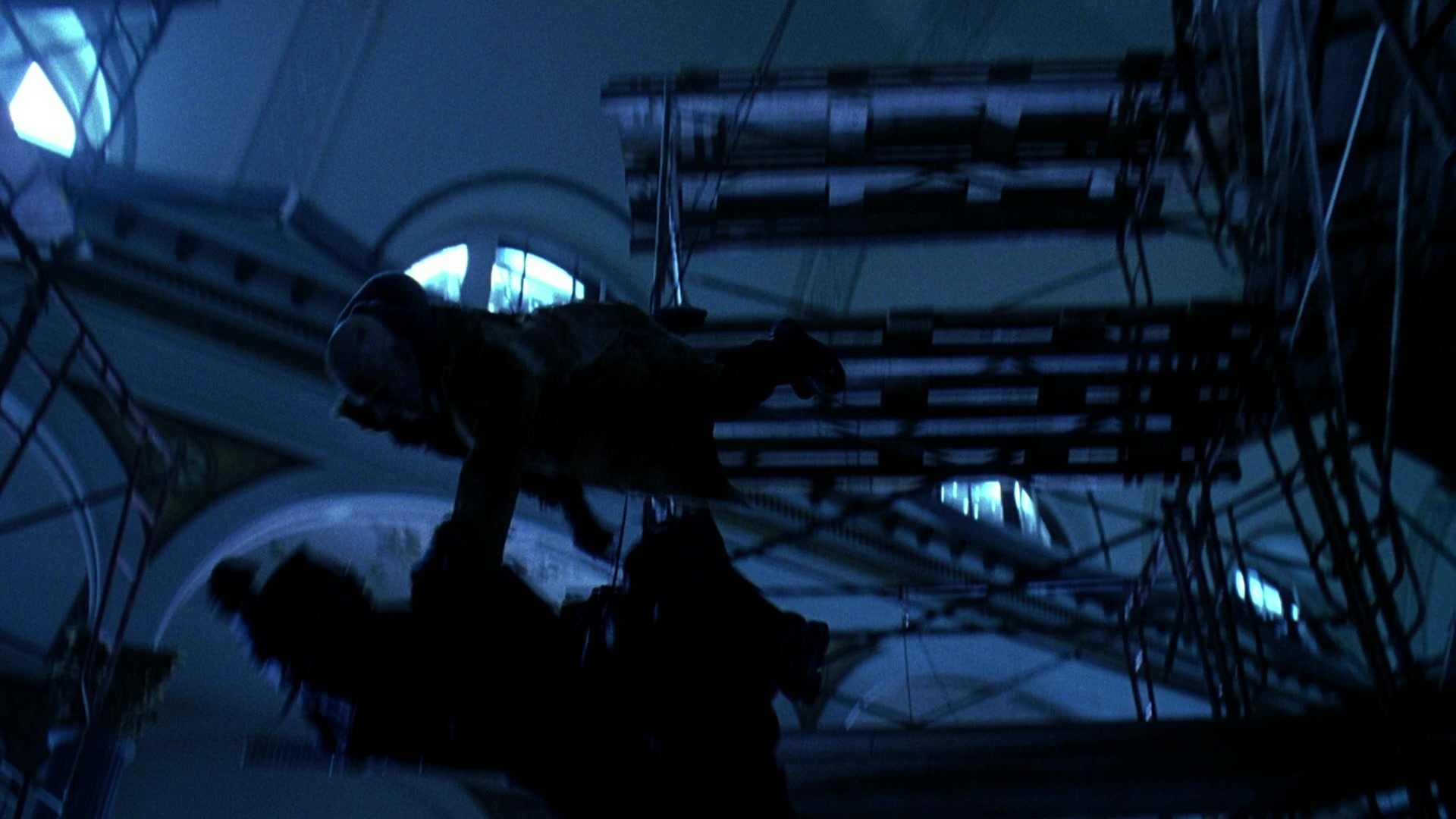Blade II (2002), wide, 1.78:1 — film still