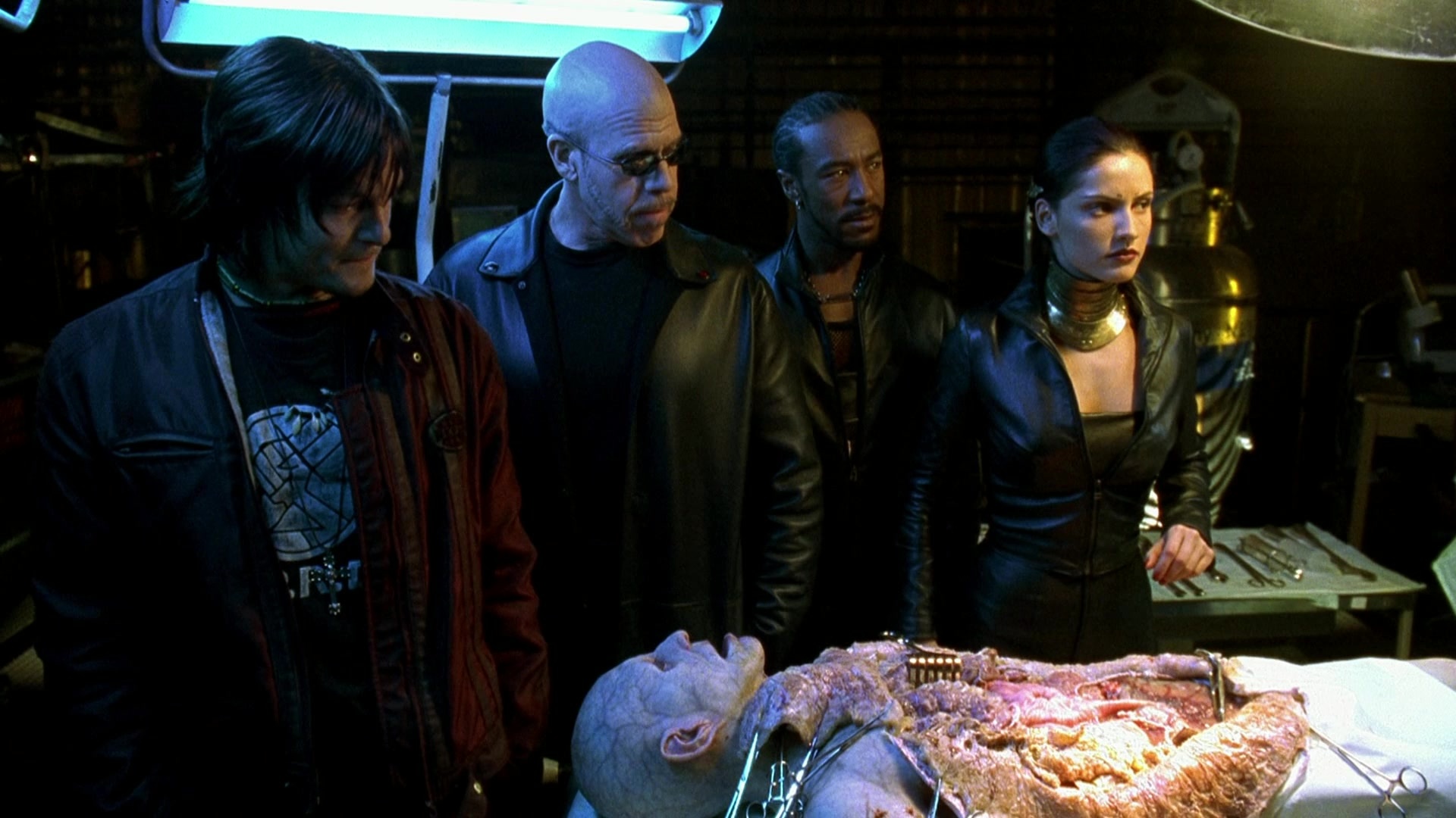 Blade II (2002), wide, 1.78:1 — film still