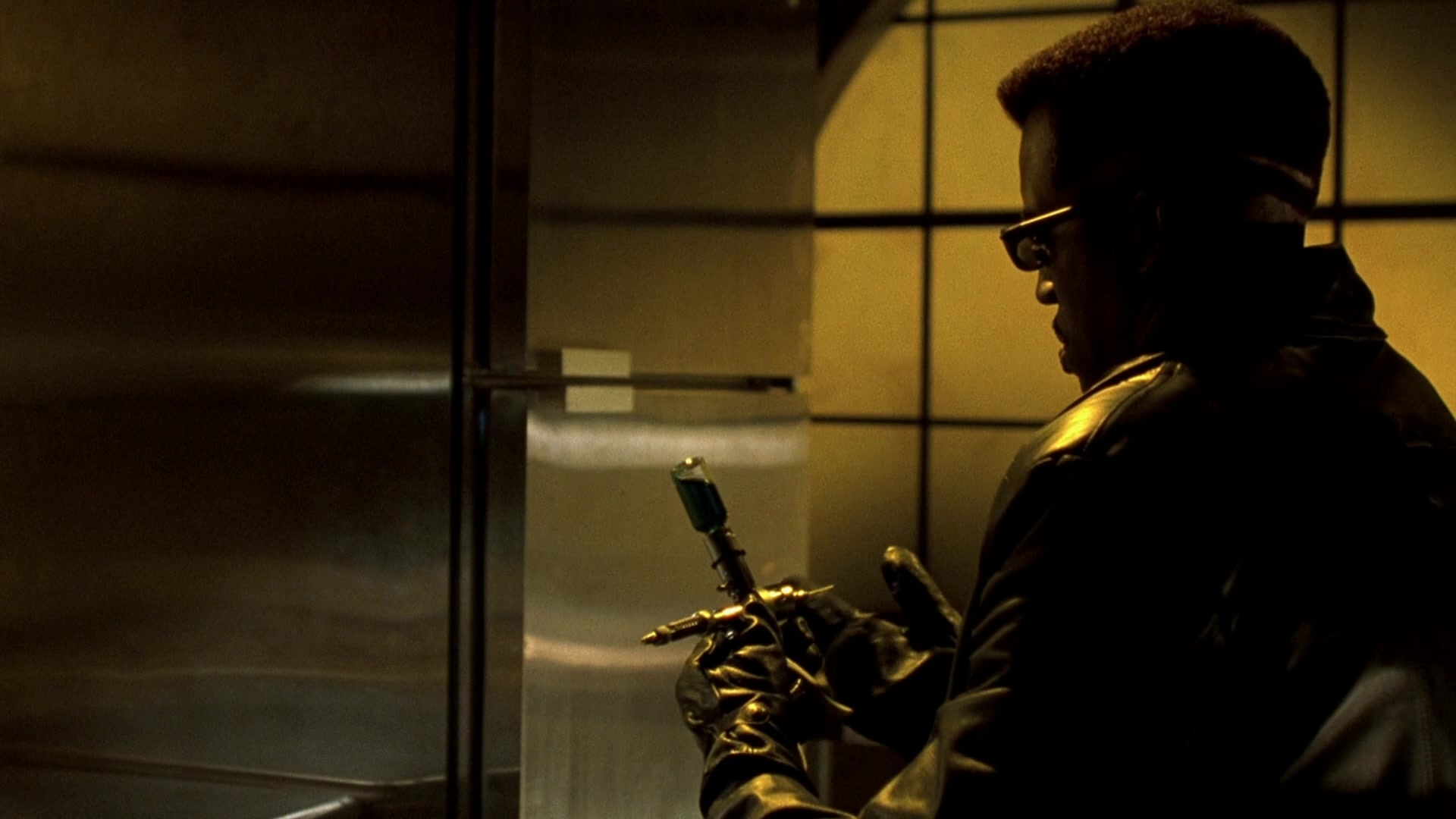 Blade II (2002), unknown, 1.78:1 — film still