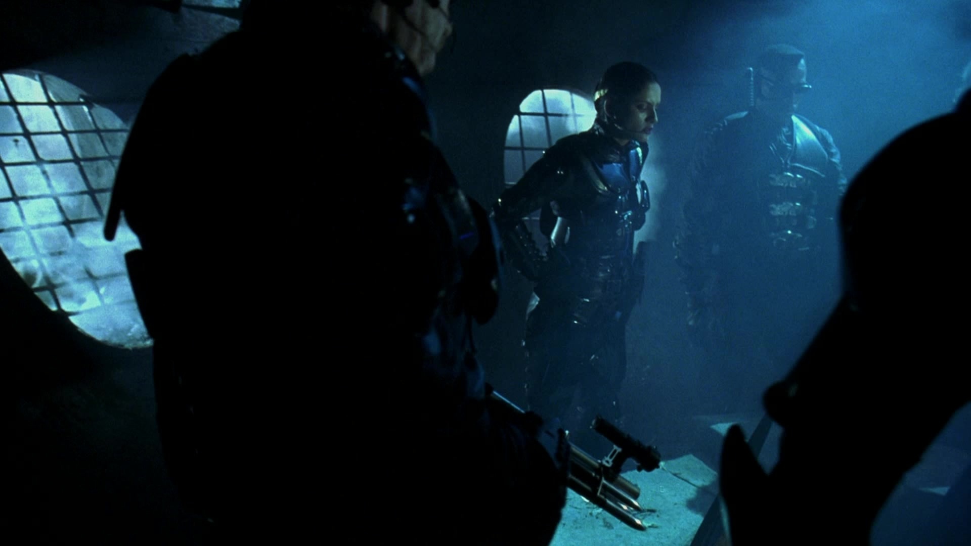 Blade II (2002), wide, 1.78:1 — film still