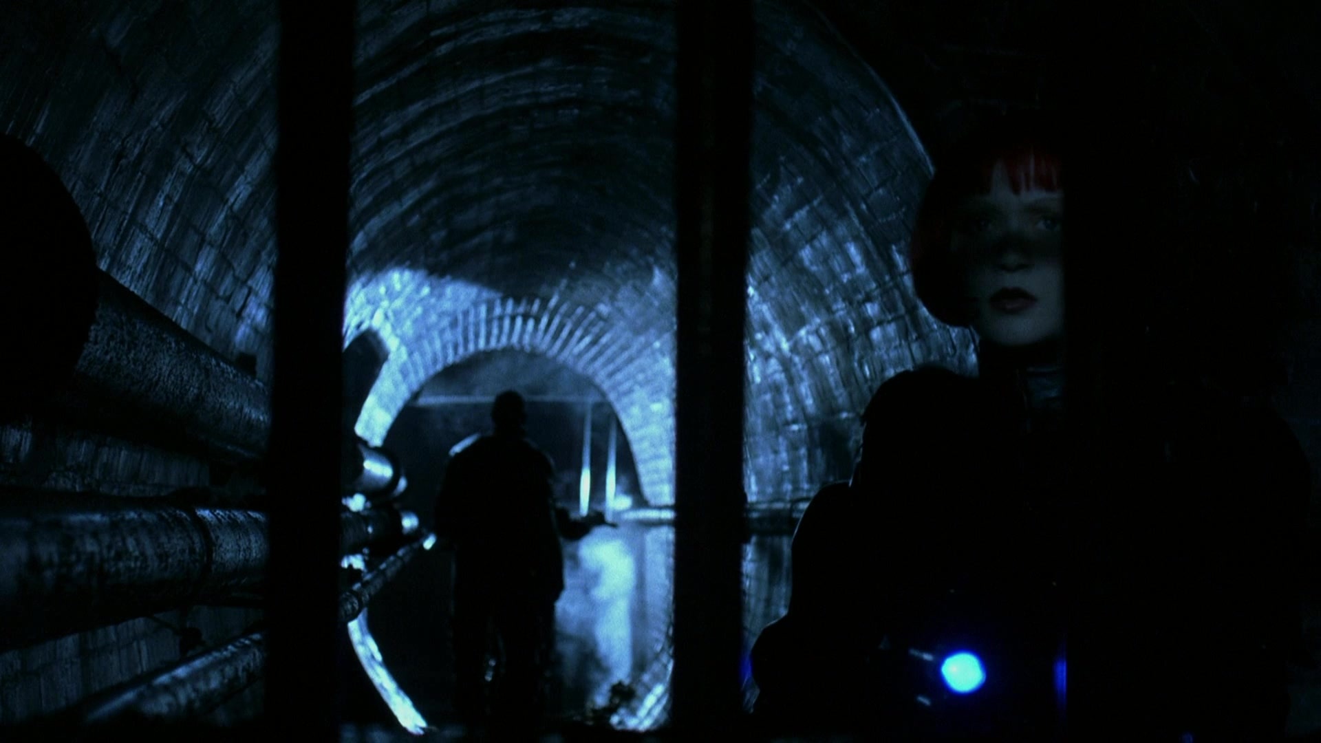 Blade II (2002), wide, 1.78:1 — film still