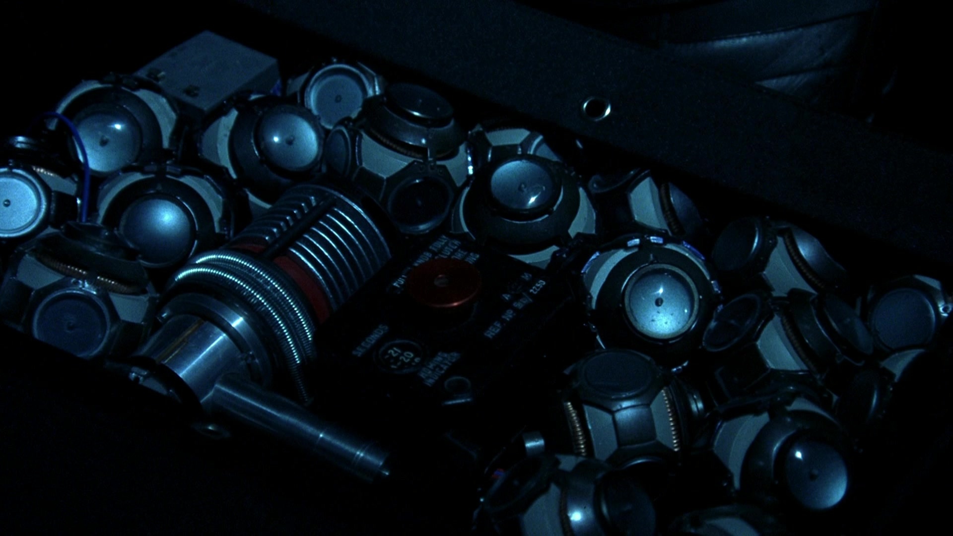 Blade II (2002), wide, 1.78:1 — film still